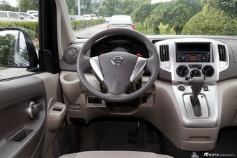 2014款NV200 1.6L自动尊贵型 国V