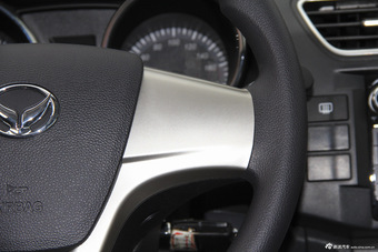 2016款北汽幻速S2 1.5L手动豪华型国V