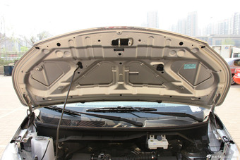 2014款NV200 1.6L CVT尊贵型国IV到店实拍