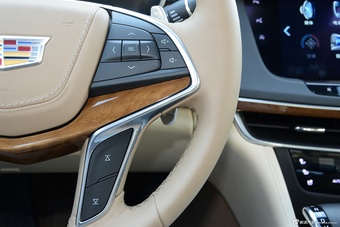 2016款凯迪拉克CT6 3.0T自动40T铂金版