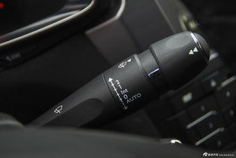 2014款DS 5LS THP160 1.6T自动豪华版