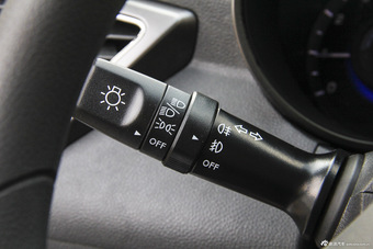 2016款长安CS75 2.0L手动舒适型国5