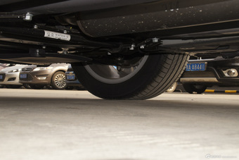 2015款DS 5LS 1.6T自动雅致版THP160