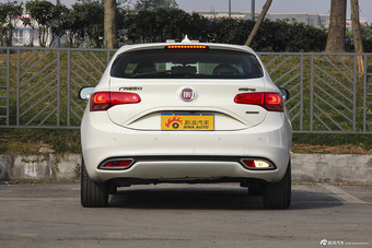 2014款菲亚特致悦1.4T自动豪华运动版