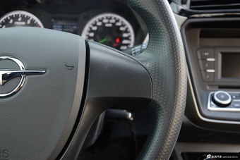 2016款海马M3 1.5L手动时尚型