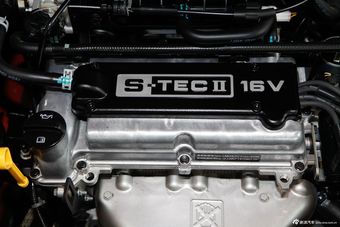 2013款新赛欧三厢1.2L手动温馨版