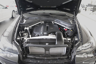 2013款宝马X6 xDrive35i