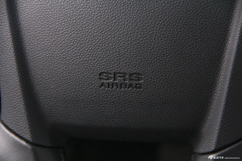 2013款狮跑 2.0L自动两驱DLX