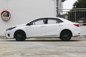 2016款卡罗拉1.6L自动GL-i炫酷版