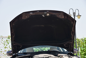 2015款捷豹XJL 3.0 SC典雅商务80周年典藏版