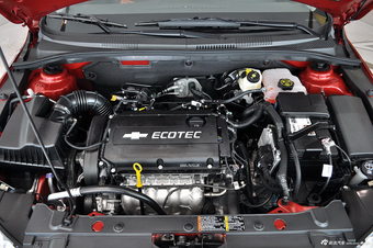 2013款科鲁兹掀背1.6L手动豪华版