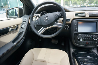 2014款奔驰R320到店实拍