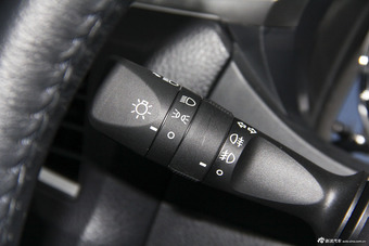 2016款卡罗拉1.6L自动GL-i炫酷版