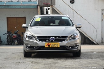 2016款沃尔沃V60 2.0T自动 T5 智雅版