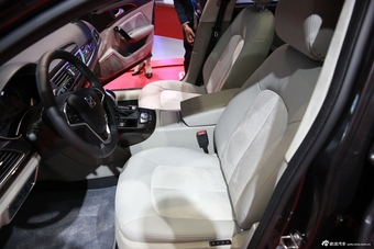 2015上海车展：众泰Z700