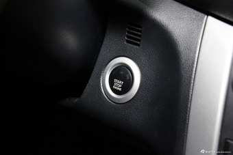 2014款奔腾B90 1.8T自动豪华型到店实拍