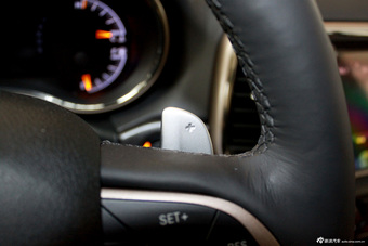 2015款大切诺基到店实拍