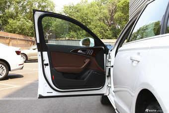 2014款奥迪A6L 30TFSI豪华型