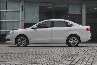 2015款艾瑞泽7 1.6L手动致享版