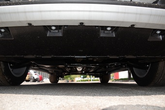 2016款DS6 1.6T自动豪华版THP160