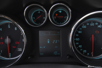 2015款CS35 1.6L手动豪华型国V