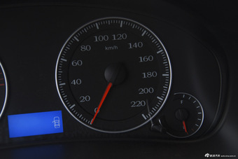 2016款吉利金刚三厢1.5L手动精英型 国V