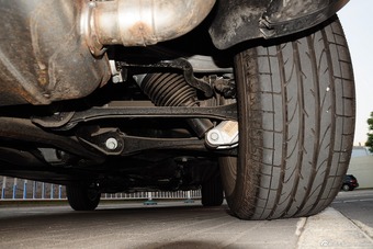 2011款途锐V6 3.0TSI汽油舒适型