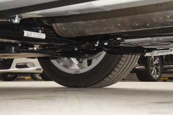 2015款DS 5 1.6T自动雅致版THP160