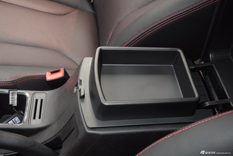 2015款宝骏560 手动豪华