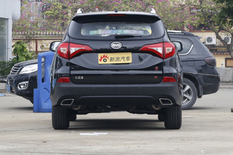 2016款比亚迪宋1.5TI手动豪华型