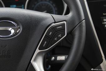 2015款传祺GS5 Super 2.0L自动两驱舒适版