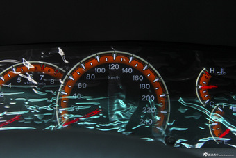 2015款比亚迪F3节能版1.5L手动豪华型