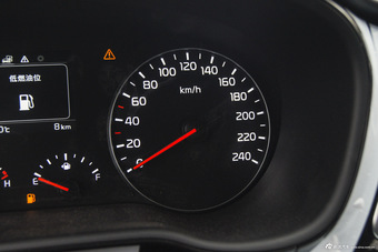 2014款起亚K4 1.8L自动GLS