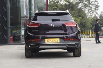 2016款DS 6 1.6T自动豪华版THP160