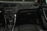 2015款东风雪铁龙C3-XR 1.6T自动先锋型