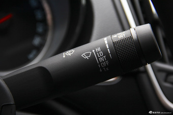 2015款君威1.6T自动领先技术型