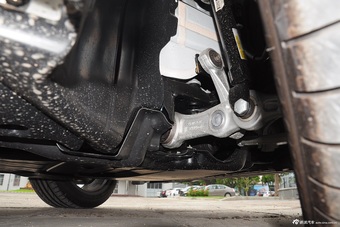 20015款奔驰C级C200旅行版