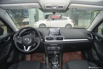 2016款马自达3昂克赛拉2.0L自动两厢旗舰型图片