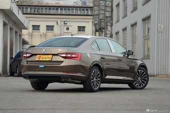 2016款速派2.0T自动旗舰版