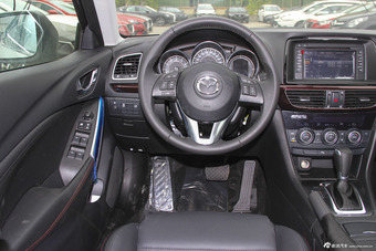 2015款阿特兹2.0L自动蓝天豪华版