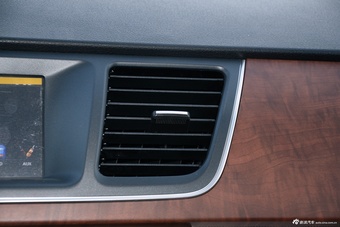 2016款上汽大通G10 2.0T自动行政版