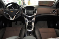 2013款科鲁兹掀背1.6L手动豪华版