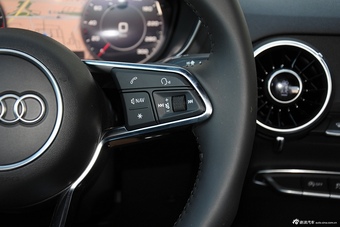 2015款奥迪TT Coupe 45TFSI quattro