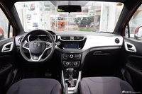 2015款中华V3 1.5L自动精英型