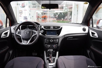 2015款中华V3 1.5L自动精英型图片