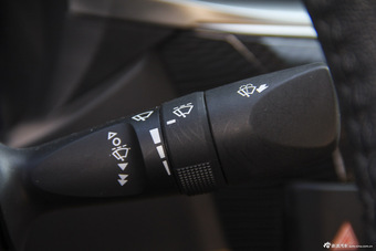 2014款卡罗拉1.6L自动GLX-i导航版