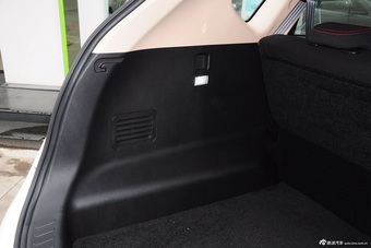 2015款 宝骏560 1.8L手动舒适型