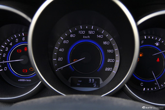 2015款逸动XT 1.6L自动俊酷型国IV