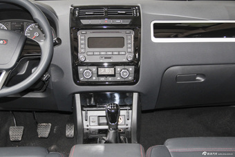 2016款野马T70 1.8L手动舒适版