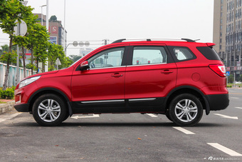 2016款北汽幻速S3 1.5L手动舒适型国V